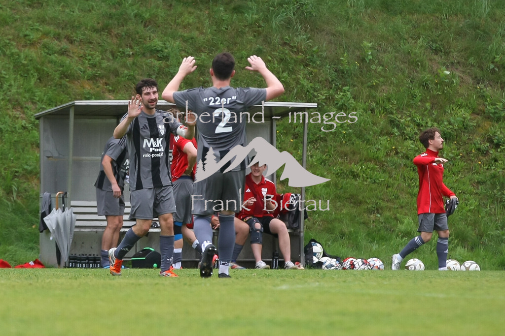 993T0221 | Medien- Sport- Entertainmentfotos