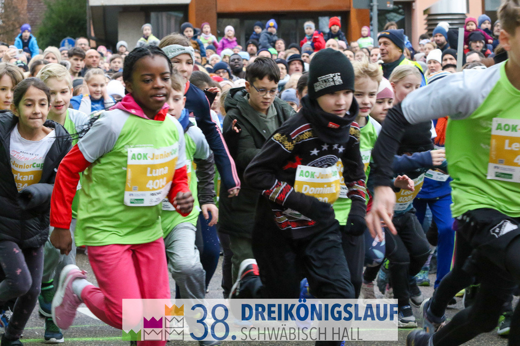 400m AOK Junior Cup | 3 Koenigslauf 2024 400m AOK Junior Cup - Realisiert mit Pictrs.com