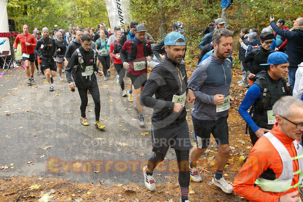 251026_1002_EX1_9632 | Sportfotografie im Rhein-Sieg Kreis, Köln, Bonn, NRW, Rheinland Pfalz, Hessen, etc. Unser Tätigkeitsfeld umfasst den Laufsport vom Volkslauf über den Marathon, Duathlon, Triathon bis zum Ultralauf wie Kölnpfad Ultra oder Schindertrail.