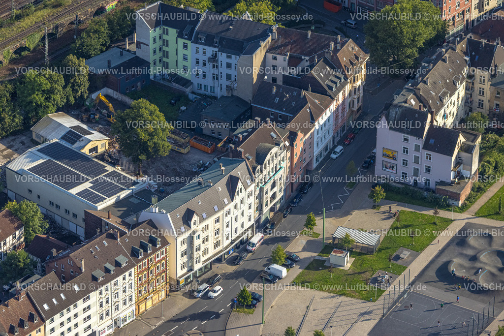 Hagen230903343 | Luftbild, Wohnhäuser Wehringhauser Straße, Pumptrack "Bohne" Hagen und Basketballfeld, Wehringhausen, Hagen, Ruhrgebiet, Nordrhein-Westfalen, Deutschland
