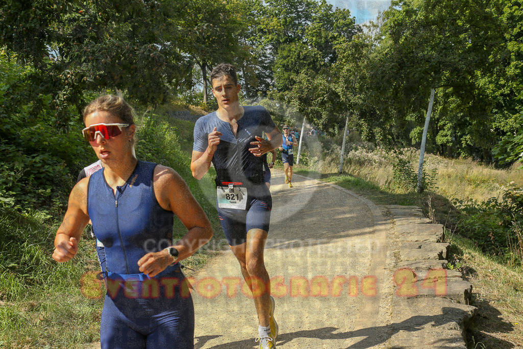 250824_1451_EX1_7807 | Sportfotografie im Rhein-Sieg Kreis, Köln, Bonn, NRW, Rheinland Pfalz, Hessen, etc. Unser Tätigkeitsfeld umfasst den Laufsport vom Volkslauf über den Marathon, Duathlon, Triathon bis zum Ultralauf wie Kölnpfad Ultra oder Schindertrail.