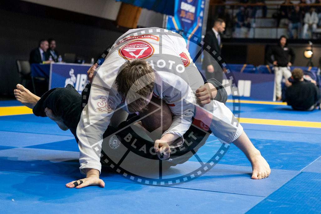 20240123PBB01857 | Fighters compete during the second day of the IBJJF European Championship in Paris, France, on January 23, 2024.