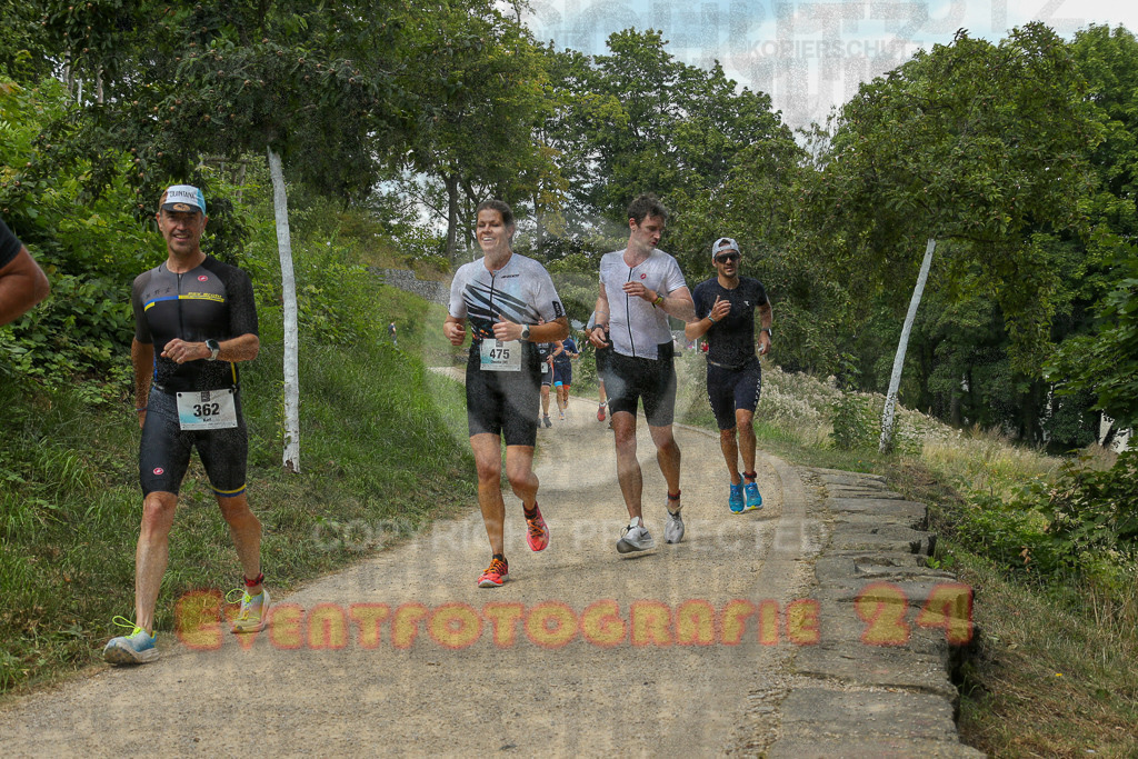 250824_1345_EX1_3529 | Sportfotografie im Rhein-Sieg Kreis, Köln, Bonn, NRW, Rheinland Pfalz, Hessen, etc. Unser Tätigkeitsfeld umfasst den Laufsport vom Volkslauf über den Marathon, Duathlon, Triathon bis zum Ultralauf wie Kölnpfad Ultra oder Schindertrail.
