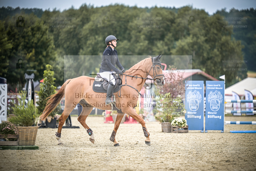 DOS_1359 | Entdecke hochwertige Reitturnierfotos von Foto Oger. Professionell, emotional und authentisch – jetzt Lieblingsmomente im Shop bestellen. - Realisiert mit Pictrs.com