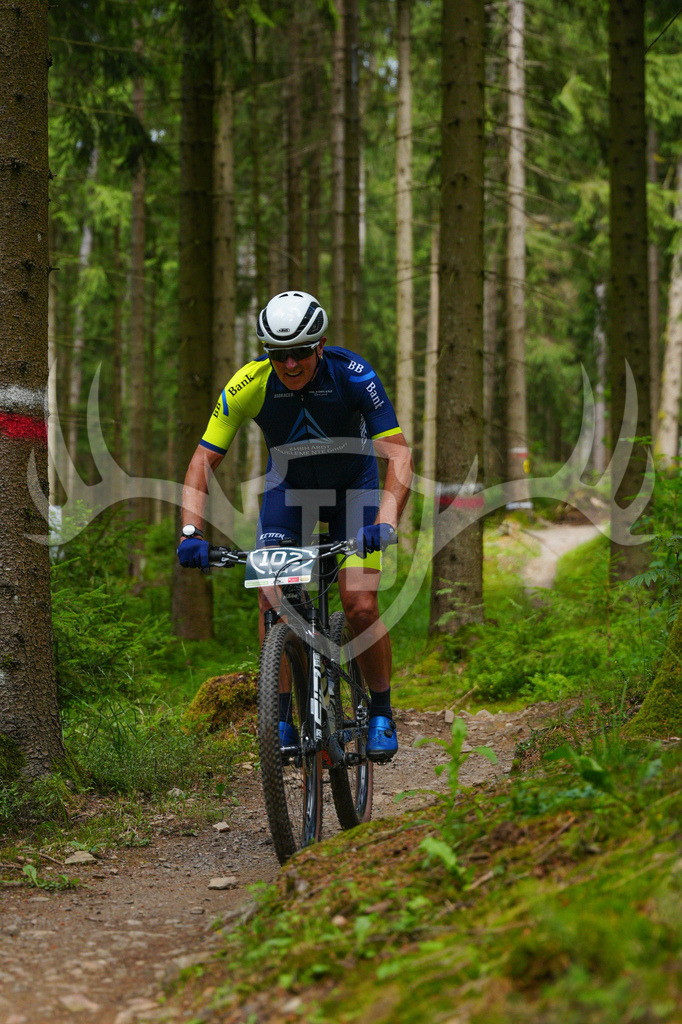 FC603611 | Fotogalerie der Treibjagd im Dunkelwald - Dein MTB Etappenrennen im Erzgebirge - Realisiert mit Pictrs.com