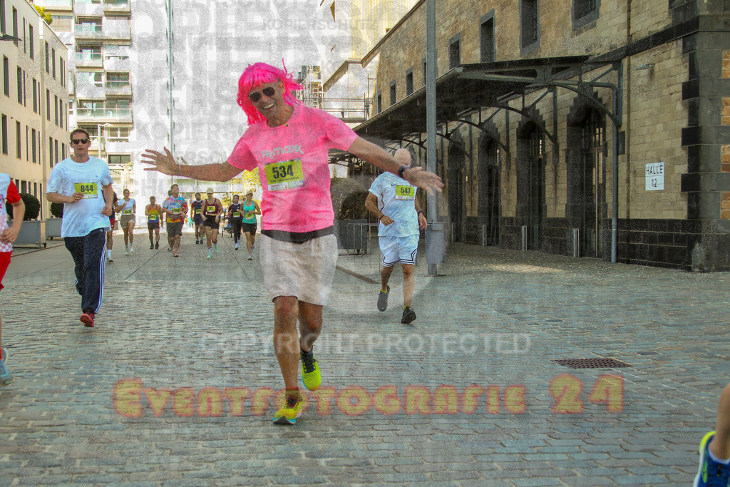 240921_1328_EV4_8355 | Sportfotografie im Rhein-Sieg Kreis, Köln, Bonn, NRW, Rheinland Pfalz, Hessen, etc. Unser Tätigkeitsfeld umfasst den Laufsport vom Volkslauf über den Marathon, Duathlon, Triathon bis zum Ultralauf wie Kölnpfad Ultra oder Schindertrail.