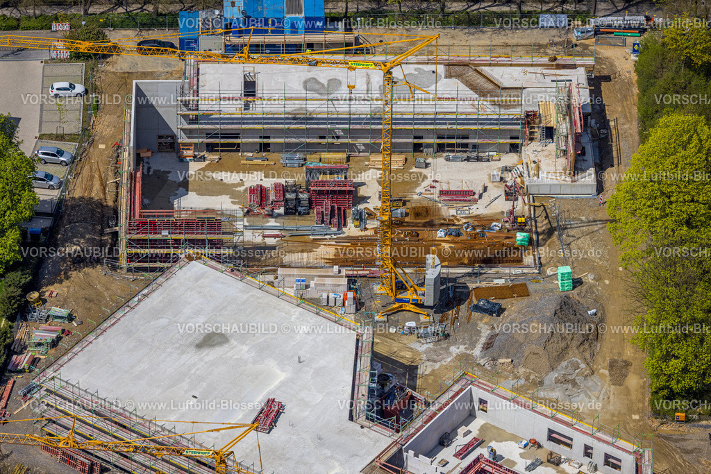 Velbert230407412 | Luftbild, Baustelle und Neubau Grundschule, an der evang. Christuskirche, Velbert, Ruhrgebiet, Nordrhein-Westfalen, Deutschland