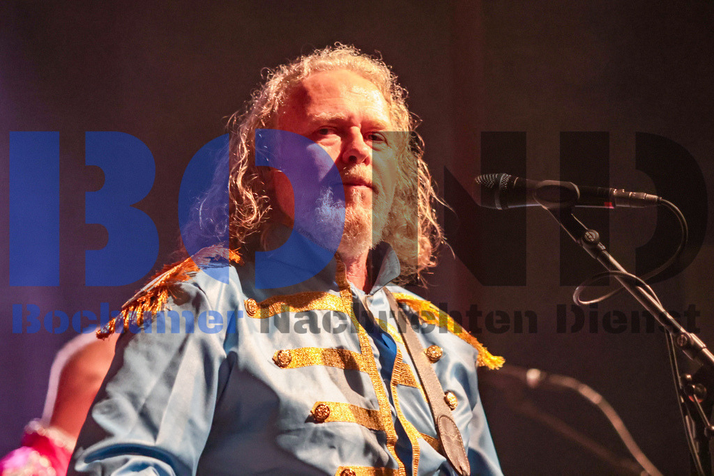 SES_GEBZFR20250828-22 | bond - Realisiert mit Pictrs.com