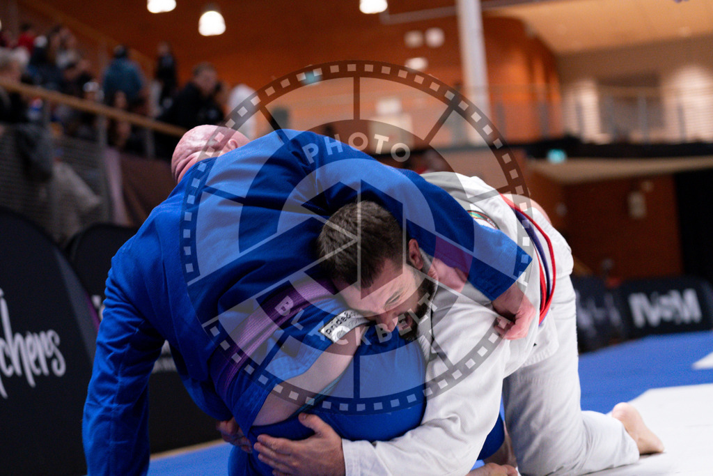 20241013PBB3109 | Athletes compete during the AJP Tour Europe Continental Jiu-Jitsu Amateurs & Masters Championship on October 13, 2024 in Almere near Amsterdam, Netherlands. © Chiara Dazi / photoblackbelt