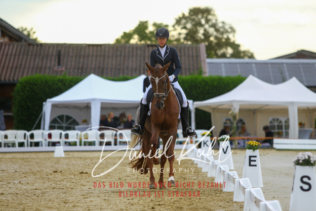 DKP43657 | Turniersportfotografie; Pferdefotografie; Dressurfotografie