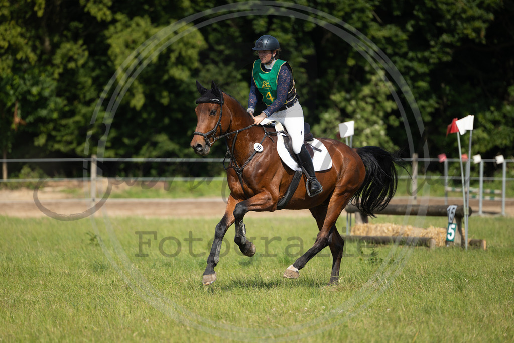 994A1489 | sabrinanicolaifotografie - Realisiert mit Pictrs.com