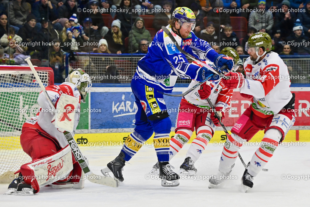 EC IDM Wärmepumpen VSV vs. HCB Südtirol Alperia | #38 Samuel Harvey HCB Südtirol Alperia, #25 Brett Ritchie EC VSV, #24 Cole Schneider HCB Südtirol Alperia, EC IDM Wärmepumpen VSV vs. HCB Südtirol Alperia, EC IDM Wärmepumpen VSV vs. HCB Südtirol Alperia am 28.12.2025 in Villach (Stadthalle Villach), Austria, (Photo by Bernd Stefan)