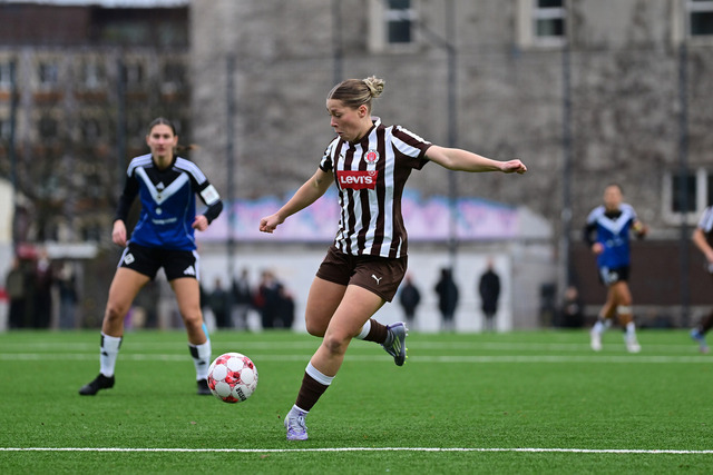 Fußball I Frauen I Saison 2025-2026 I Regionalliga Nord I 10. Spieltag I FC St. Pauli - Hamburger SV U20 I 10863 | Der Sportfotograf. - Realisiert mit Pictrs.com