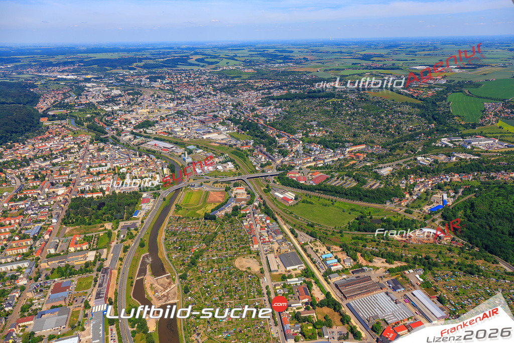 Die Luftaufnahme der Stadt Gera wurde vom UL-Flugzeug heraus erstellt ( keine Drohne )- hohe Auflösung für beste Qualität