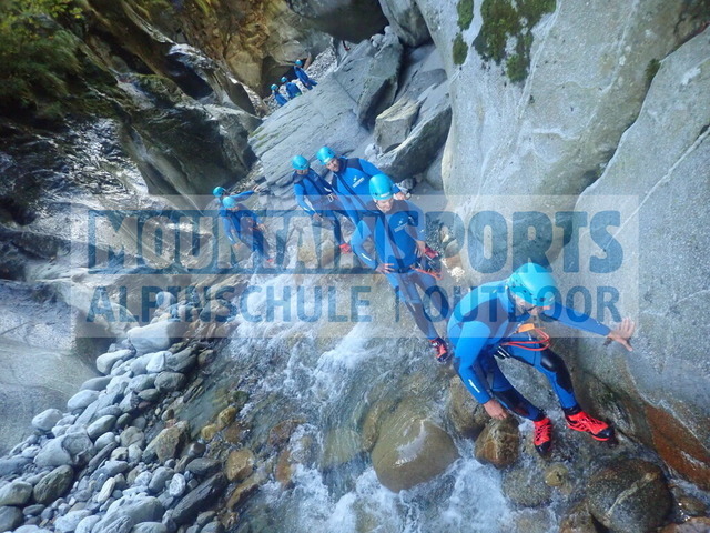 P9210100 | Bestelle die Bilder deines Berg- oder Wasser-Abenteuers mit Mountain Sports bequem von zu Hause aus direkt über unseren Online Fotoshop von pictrs.com. - Realisiert mit Pictrs.com