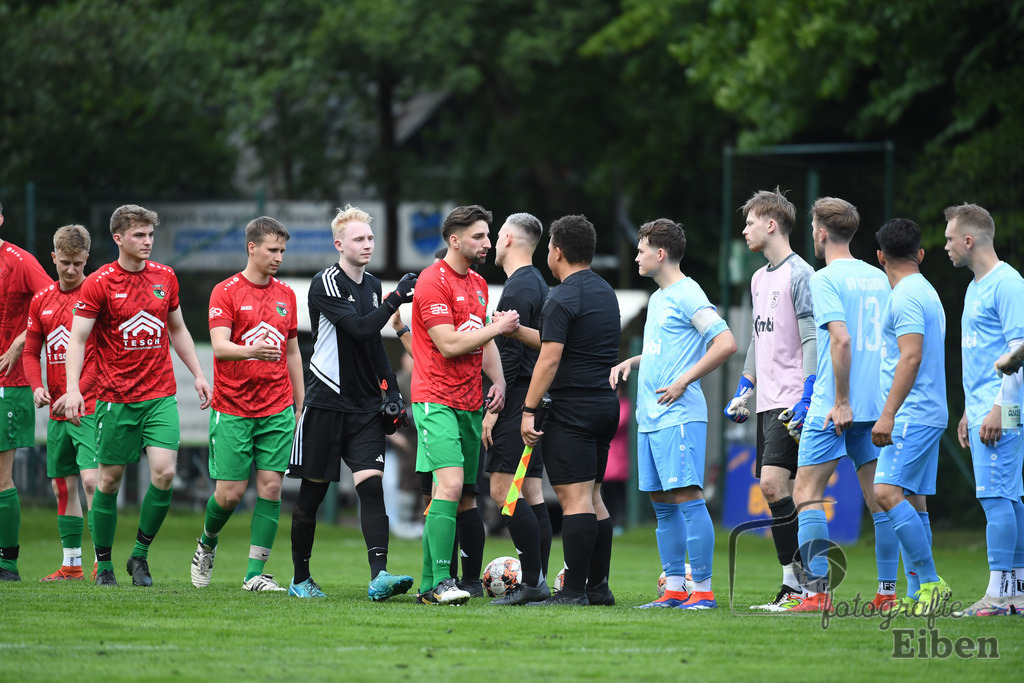 BV Bockhorn-SG FriPe | Relegation zur Kreisliga; BV Bockhorn (weiß)-SG FriPe (rot) am 05.06.2025 in Oldenburg/Ofenerdiek (Lagerstraße), Photo: Philip Eiben 2025 - Realisiert mit Pictrs.com