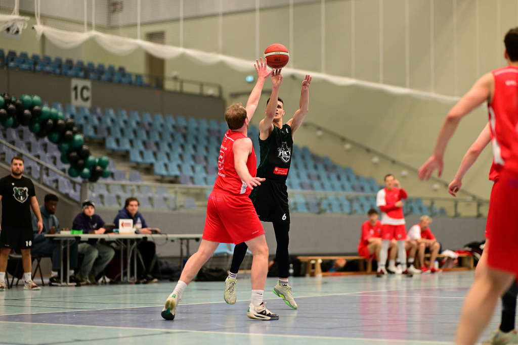Basketball I Herren I Saison 2024-2025 I Oberliga Hamburg I HNT Hamburg Bears - Walddörfer SV | Der Sportfotograf. - Realisiert mit Pictrs.com