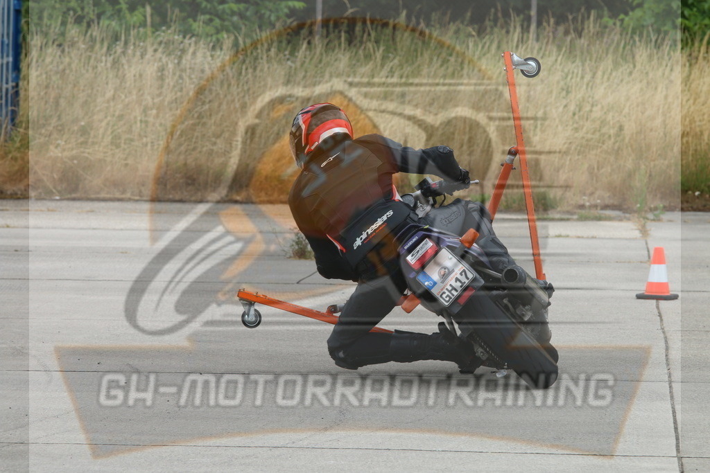 IMG_3220 | gh-motorradtraining-foto.de - Realisiert mit Pictrs.com