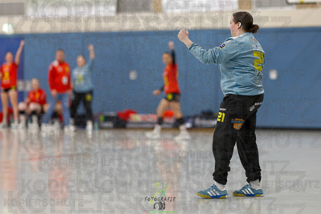 Frauen Regionalliga (HHV); HSG Wettenberg - TV Hüttenberg | Frauen Regionalliga (HHV); HSG Wettenberg - TV Hüttenberg am 06.12.2025 in Launsbach (Wettenberg) (Halle GS Launsbach (Wettenberg))Photo © 2025 - Jörg Heinrich - Realisiert mit Pictrs.com