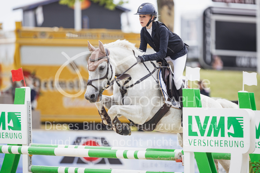 250711_BHO_L-SprmstAnf-1-259 | Deine schönsten Turniermomente als professionelle Fotos! Entdecke hochwertige Pferdesport-Fotografie im Online-Shop. Jetzt Fotos finden & bestellen!