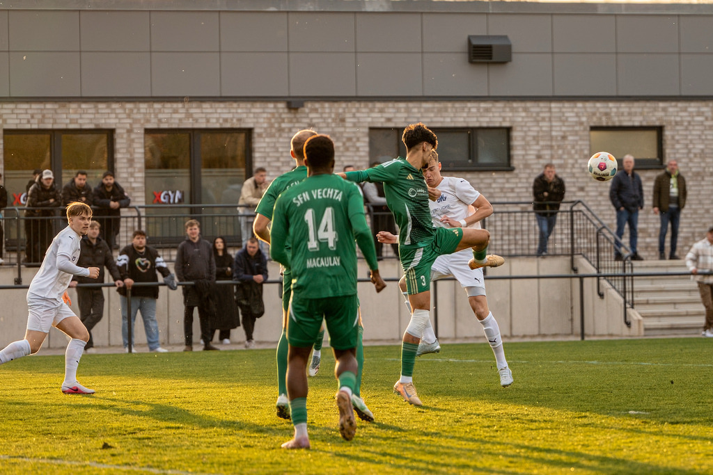 Fußball I Herren I Saison 2025-2026 I Landesliga Weser-Ems I 23. Spieltag I SFN Vechta - BW Lohne II I 00171 | jns.sportfotos - Realisiert mit Pictrs.com