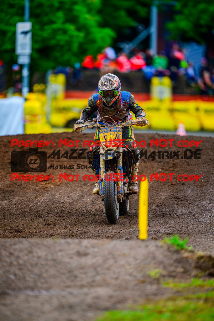 MaZZes_FotoMatrix_240818_6007705_6693 | S2