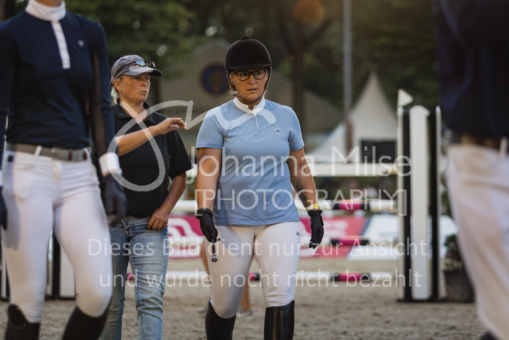 230909_OWLCh_TeamTrophy-703 | Deine schönsten Turniermomente als professionelle Fotos! Entdecke hochwertige Pferdesport-Fotografie im Online-Shop. Jetzt Fotos finden & bestellen!