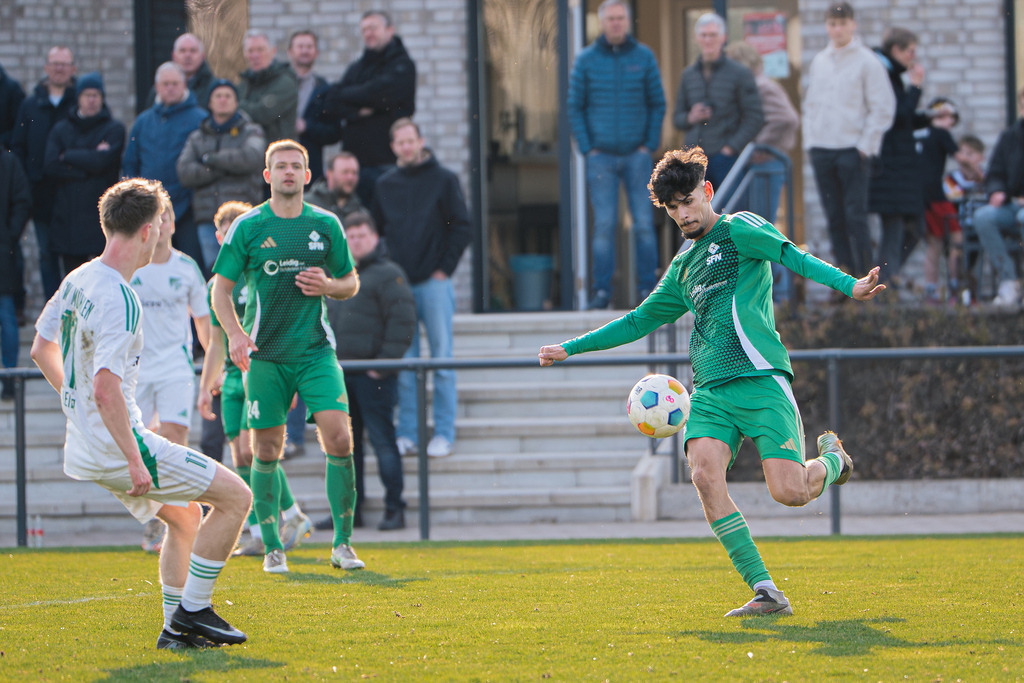 Fußball I Herren I Saison 2025-2026 I Landesliga Weser-Ems I 20. Spieltag I SFN Vechta - SV GW Mühlen I 15.03.20260033 | jns.sportfotos - Realisiert mit Pictrs.com