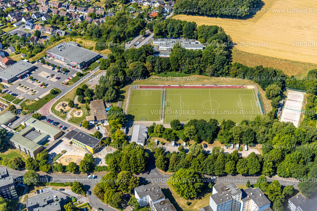 Witten220808664 | Luftbild, Fußballplatz Tus Heven, Heven, Witten, Ruhrgebiet, Nordrhein-Westfalen, Deutschland
