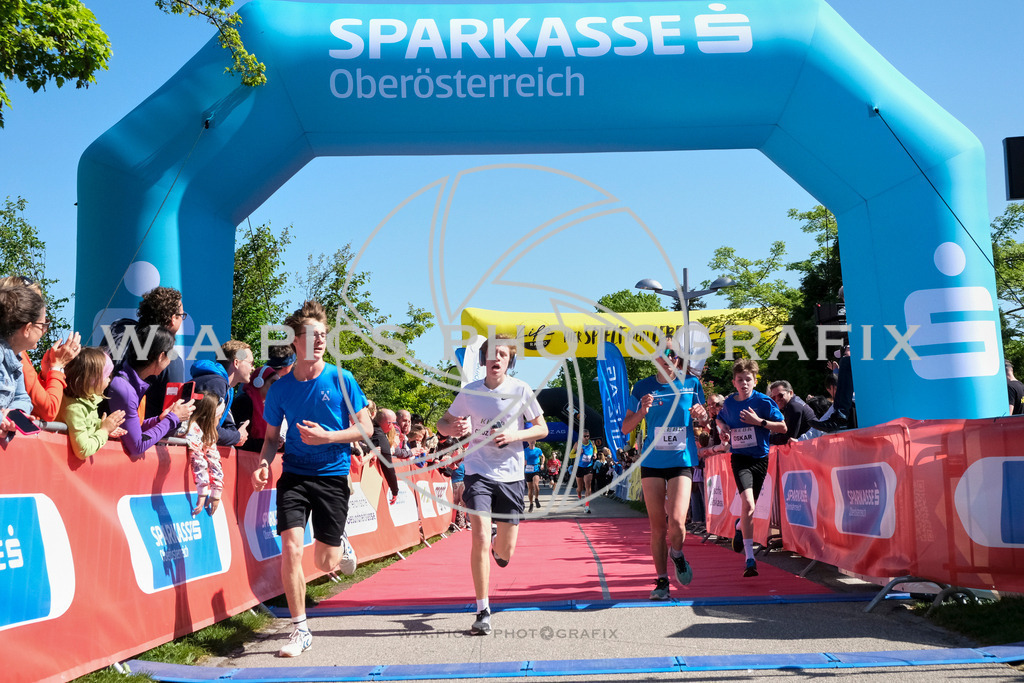 ..... | LINZ,AUSTRIA,27.April 24, Int. 3 Brückenlauf Linz  , Image shows: Photo: WAPICS / Michael ring