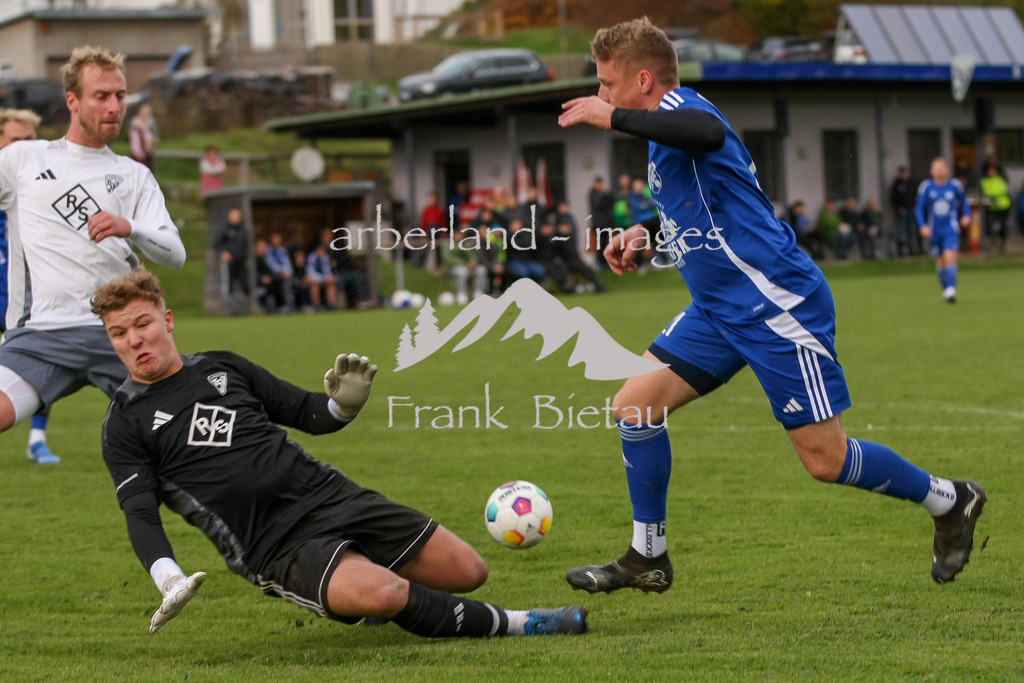 993T0659 | Korbinian Loibl, hier zum 0:1