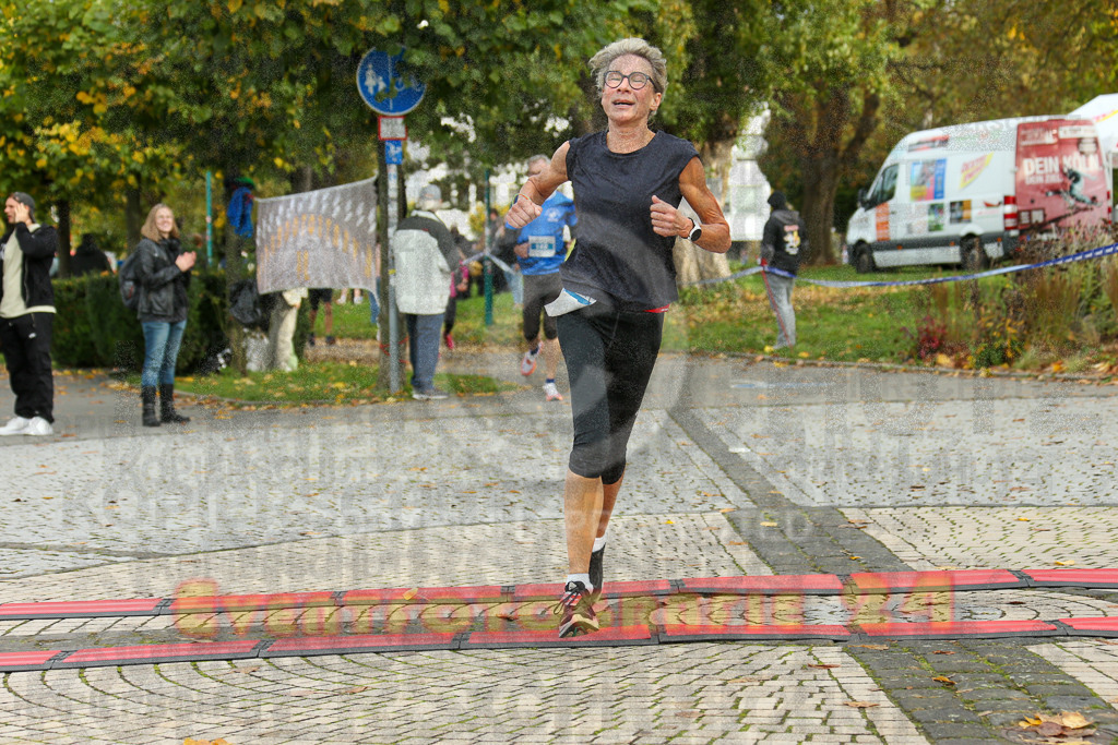 241020_1010_EX1_8005 | Sportfotografie im Rhein-Sieg Kreis, Köln, Bonn, NRW, Rheinland Pfalz, Hessen, etc. Unser Tätigkeitsfeld umfasst den Laufsport vom Volkslauf über den Marathon, Duathlon, Triathon bis zum Ultralauf wie Kölnpfad Ultra oder Schindertrail.