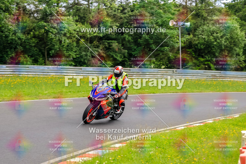 VBK-7303 | Hier findet Ihr Bilder von Touristenfahrten auf der Nürburgring Nordschleife oder von anderen Veranstaltungen die ich besucht habe. Viel Spass beim Durch Schauen 