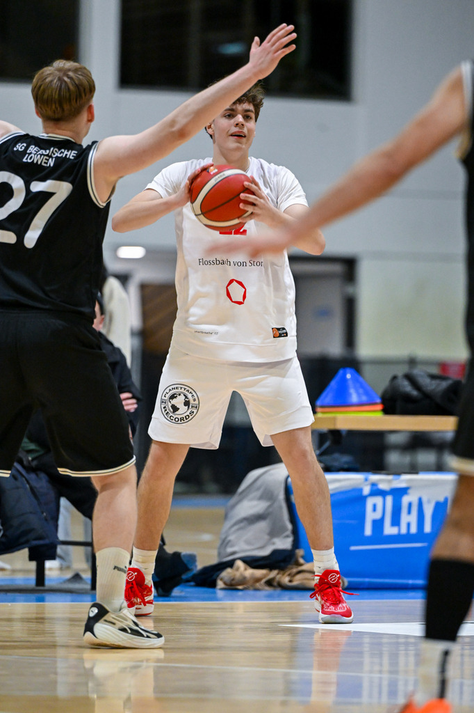 gml_059 | Fotos von Basketballspielen aus dem Raum NRW fotografiert von Gero Mueller-Laschet und Daniel Schaefer - Realisiert mit Pictrs.com