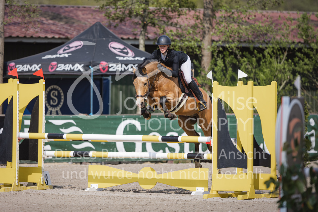 220426_Mühlen_SprPfA2-200 | Late Entry Mühlen
26.04.2022
02 Springpferde-A** 4-6j