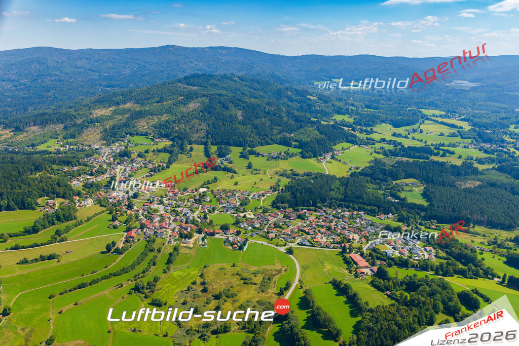 Luftaufnahme von  Lindberg - Die Luftaufnahme wurde 2025 vom UL-Flugzeug heraus erstellt ( keine Drohne ) - Hochauflösende Luftaufnahme - für professionelle Ausdrucke geeignet. Die Geschenkidee !Mit Lizenz und Bildrechte bestellbar