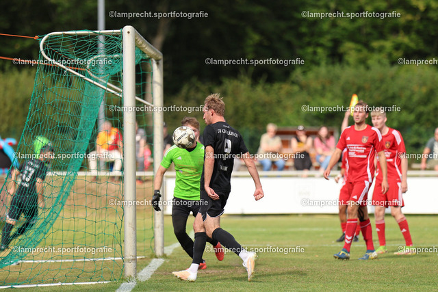 Fußball I Herren I Saison 2025-2026 I Verbandsliga Süd I 7. Spieltag I SV Schackendorf - SV Azadi Lübeck I 06.09.2025.138 | Marco Pajonk (9, SV Azadi Lübeck) - Realisiert mit Pictrs.com