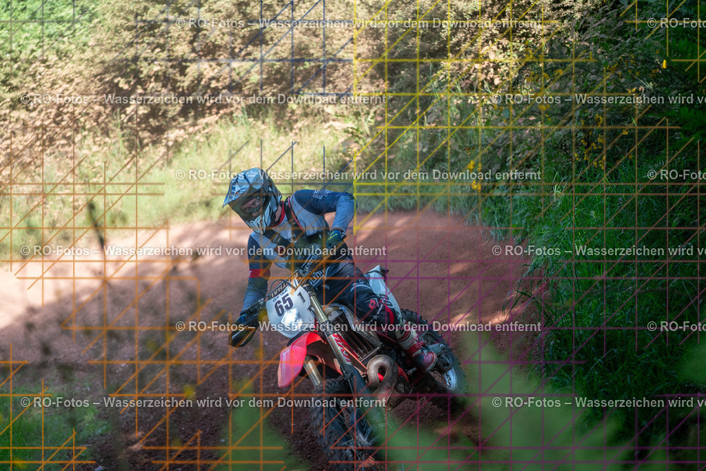 Wolfshausen 3 Lauf -754 | Sportfotografie von RO-Fotos: Motorsport, Motocross, Enduro, Laufveranstaltungen und Triathlon. Professionelle Fotos von Sportlern und Events. - Realisiert mit Pictrs.com