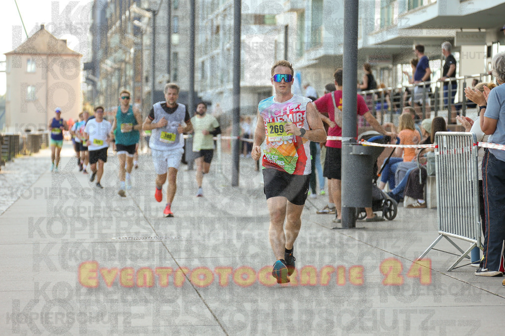 250920_1446_EX1_7504 | Sportfotografie im Rhein-Sieg Kreis, Köln, Bonn, NRW, Rheinland Pfalz, Hessen, etc. Unser Tätigkeitsfeld umfasst den Laufsport vom Volkslauf über den Marathon, Duathlon, Triathon bis zum Ultralauf wie Kölnpfad Ultra oder Schindertrail.