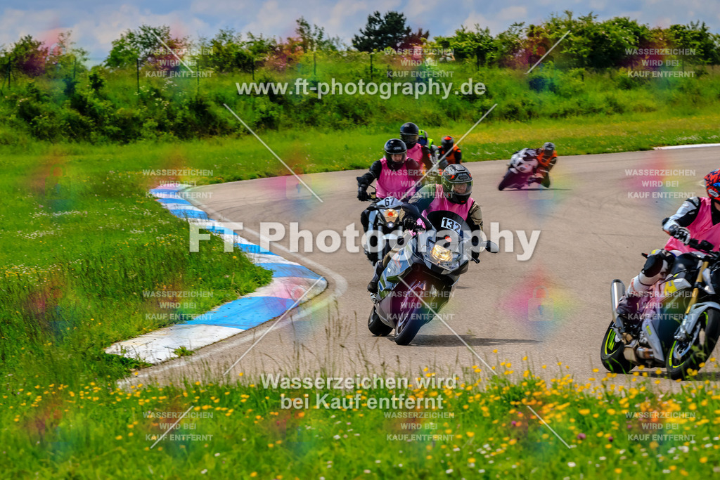 MotoTeam-0013 | Hier findet Ihr Bilder von Touristenfahrten auf der Nürburgring Nordschleife oder von anderen Veranstaltungen die ich besucht habe. Viel Spass beim Durch Schauen 