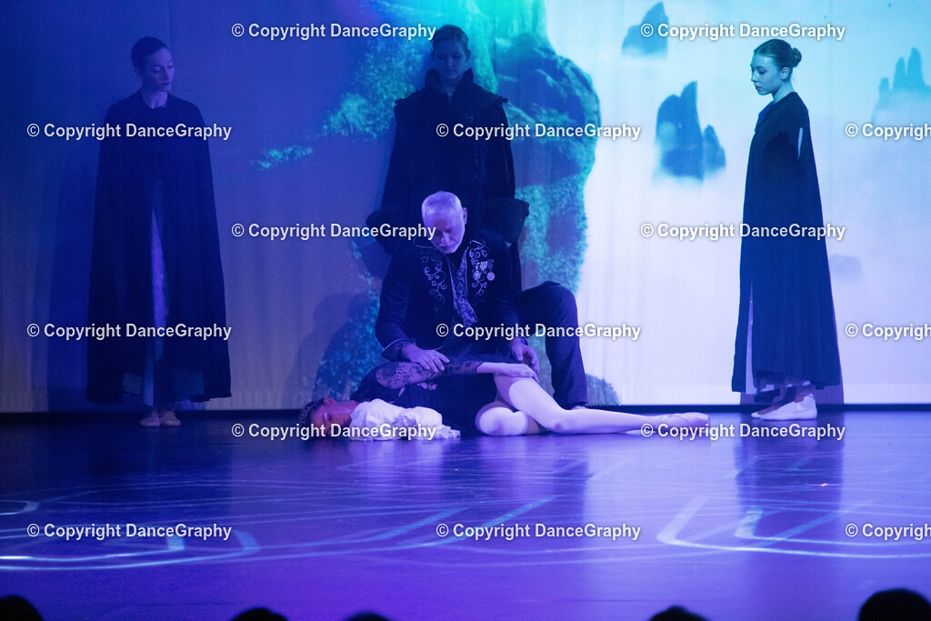 GPHY1483 | DanceGraphy - Realisiert mit Pictrs.com