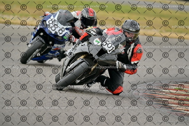25bt05-0569 | markuskiefer.com - Realisiert mit Pictrs.com