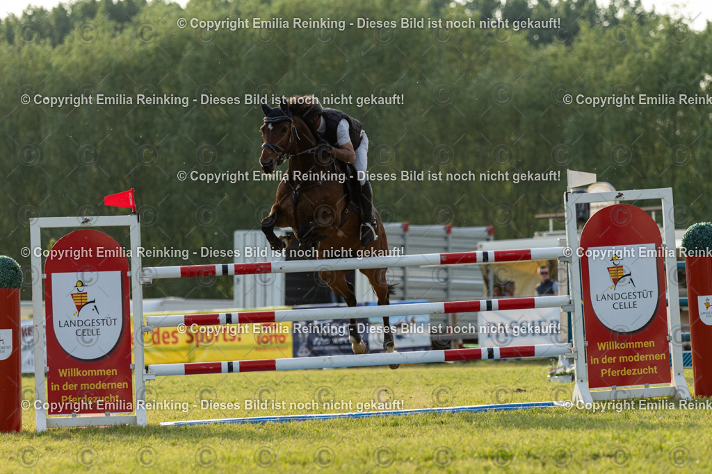 CL5A1340 | Emilia Reinking Fotografie - Realisiert mit Pictrs.com