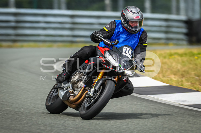 0010-260606BB-031_10 | Deine Full-Service-Agentur für ✔️Videoproduktionen und ✔️Motorsportfotografie Jetzt Angebot anfragen!