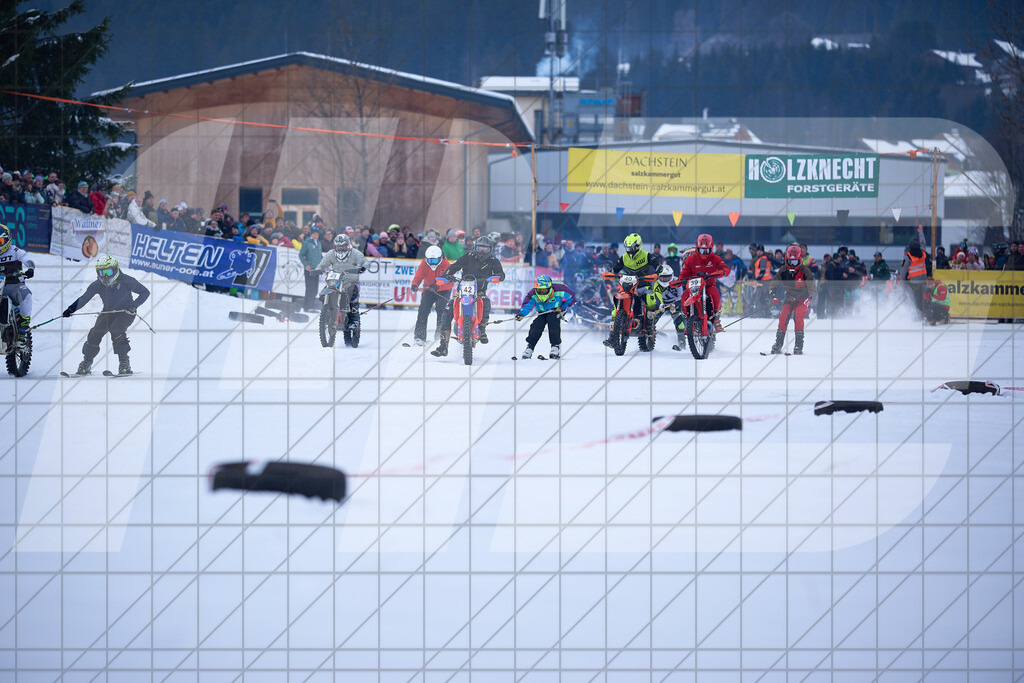 11. Holzknecht Skijöring | Skijöring am 24.01.2026: 11. Holzknecht Skijöring in Gosau am Dachstein, Oberösterreich, ÖsterreichFoto: © 2026 Martin Bihounek | mb-creative.eu