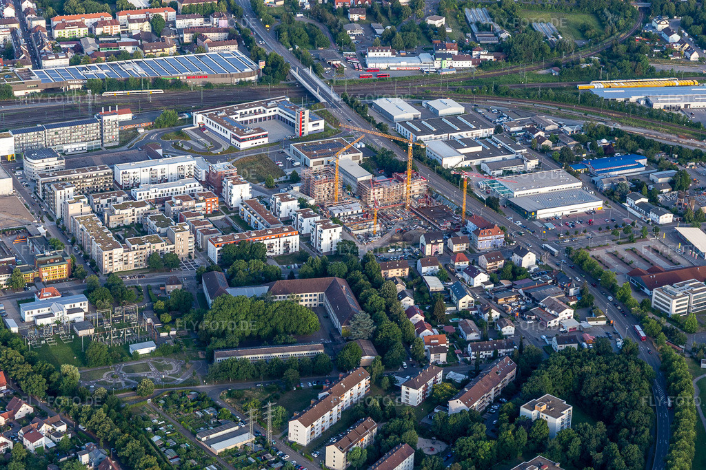 Luftbild: Bahnstadt in Bruchsal im Bundesland Baden-Württemberg in Deutschland. Foto: IMG_133472.jpg vom 12.07.2022 durch Werner Riehm/FLY-FOTO.deWWW.BRUCHSAL.DE