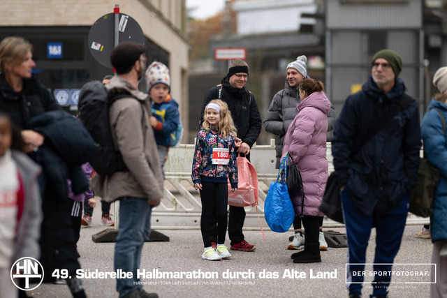 Süderelbe Halbmarathon 2025 I 09.11.2025 I Fotograf_DerSportfotograf.I 00079 | Der Sportfotograf. - Realisiert mit Pictrs.com