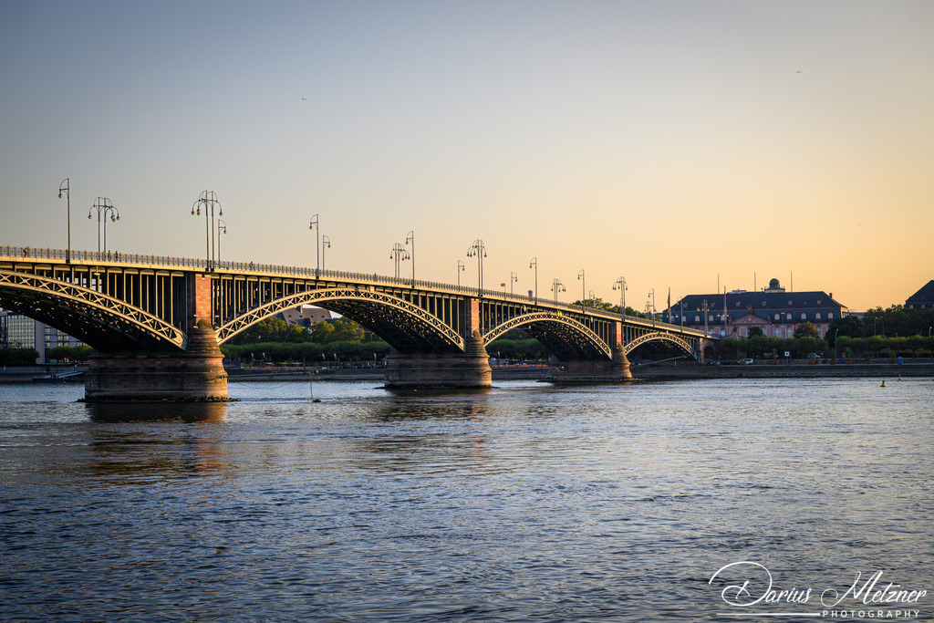 Sonnenuntergang in Mainz | Sonnenuntergang in Mainz fotografiert aus Mainz-Kastel