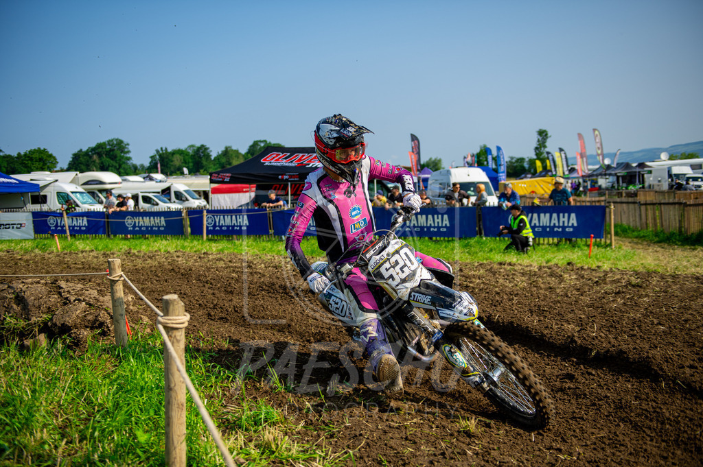 MX 2 (247) | Paeschuphoto Shop - Wer nicht sucht der auch nicht findet.Ob Motocrossbilder oder von einem besuchtem Spiel, Hauptsache Action. - Realisiert mit Pictrs.com
