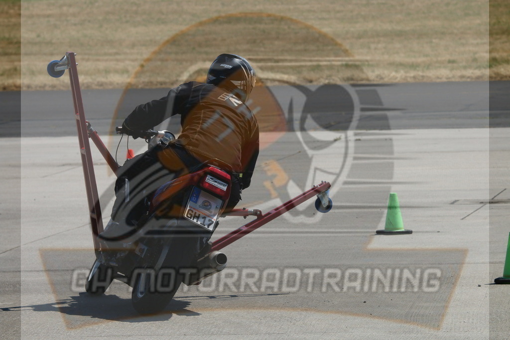 IMG_3100 | gh-motorradtraining-foto.de - Realisiert mit Pictrs.com